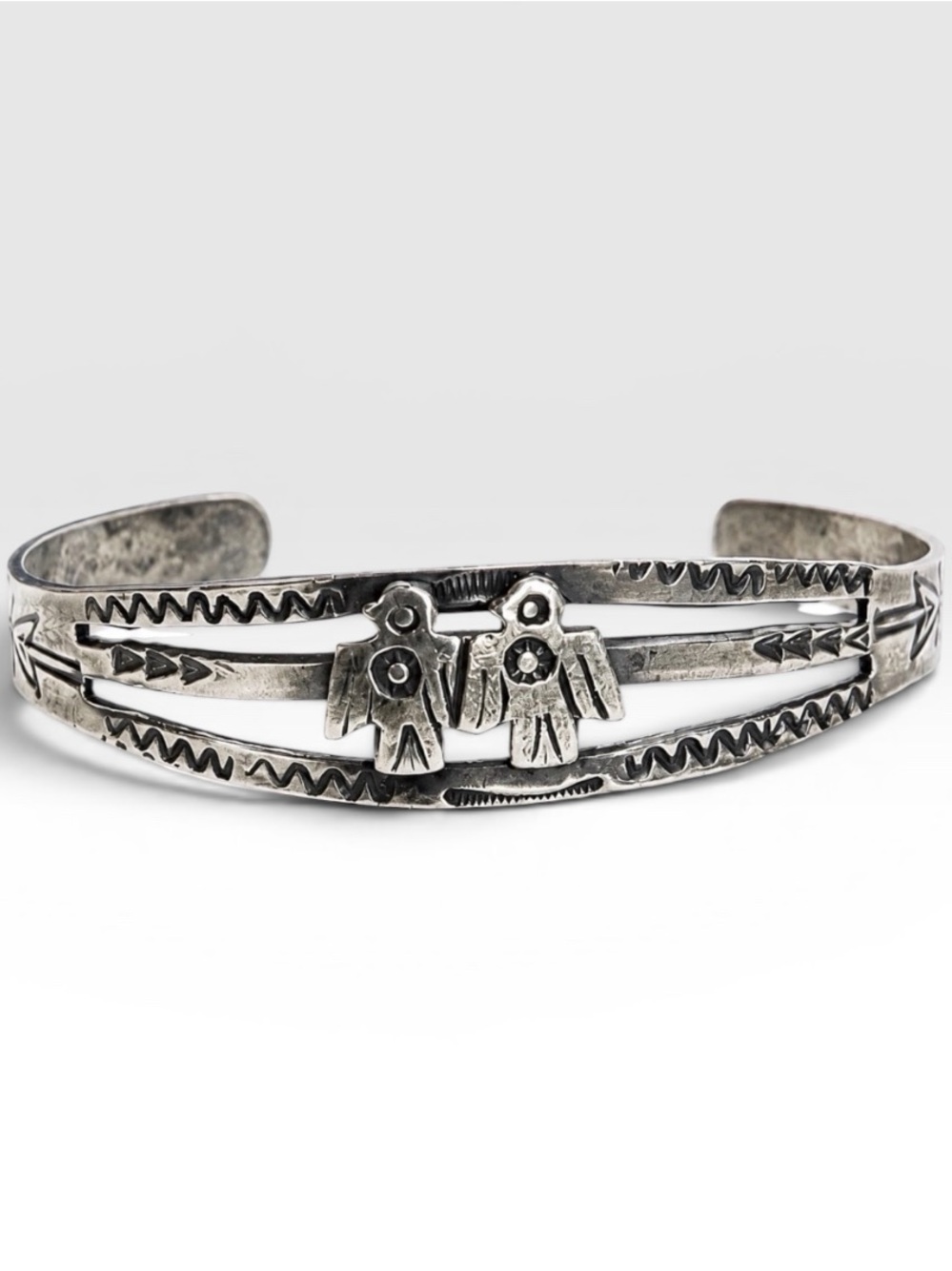FRED HARVEY ERA Navajo THUNDERBIRD Sterling silver Cuff Bracelet Southwest Small